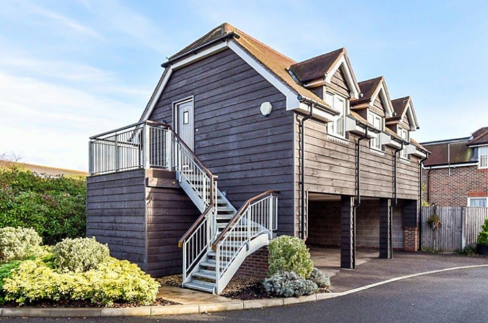 Property for Sale, Birdham 5 Chaffinch Close Baileys Estate Agent